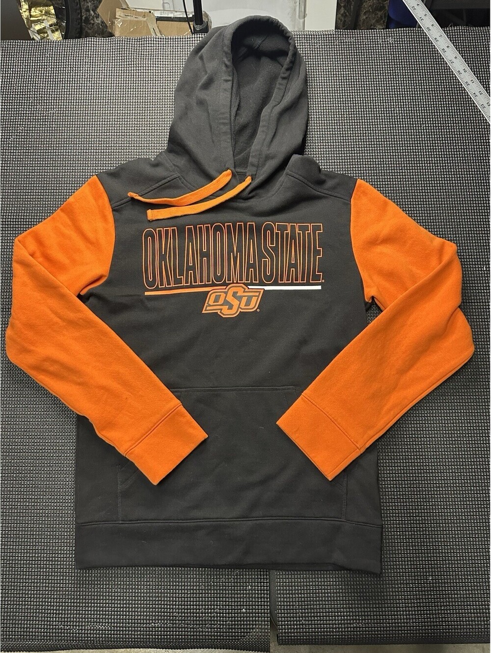 Oklahoma State OSU Hoodie Mens Small Black Orange Pullover Sweatshirt